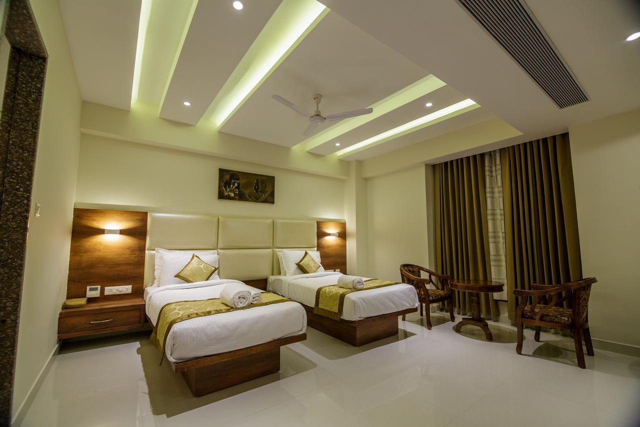Hotel Tranquil Manipal Buitenkant foto