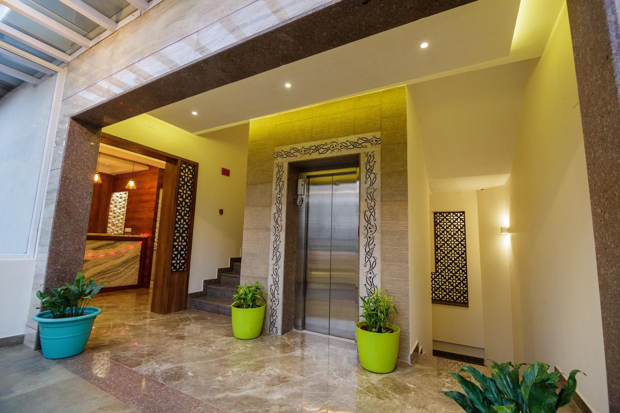 Hotel Tranquil Manipal Buitenkant foto